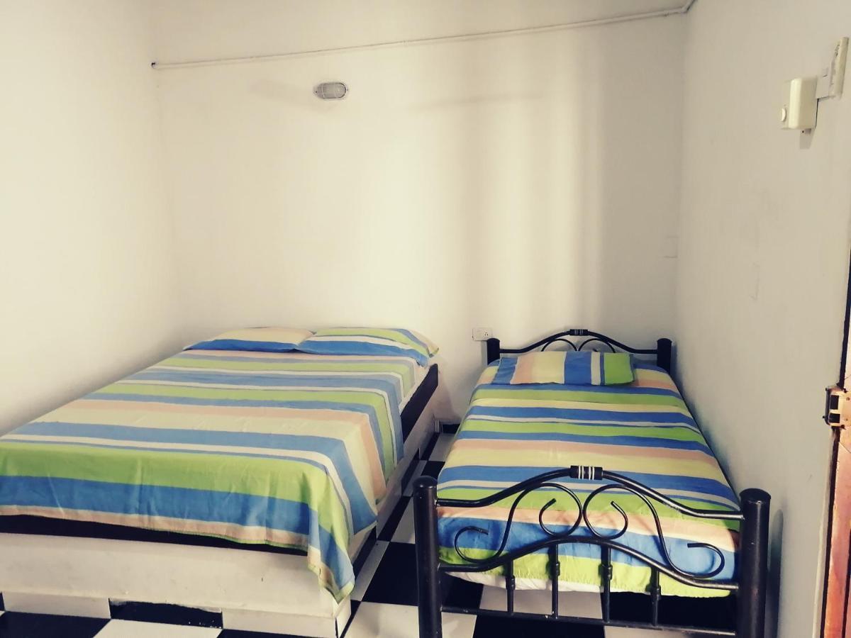Hostal Maranatha Santa Marta  Ngoại thất bức ảnh