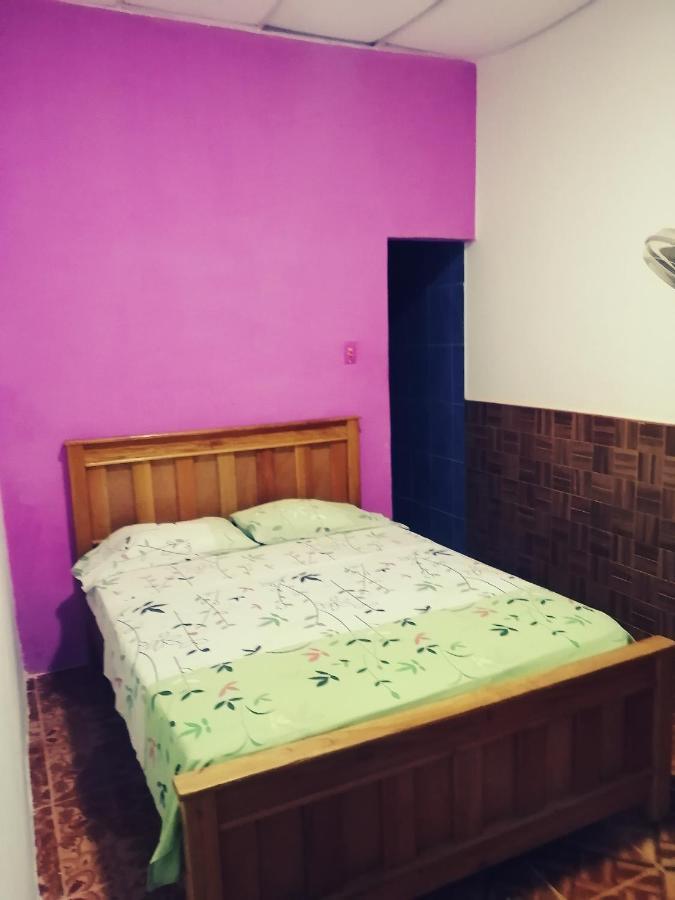 Hostal Maranatha Santa Marta  Ngoại thất bức ảnh