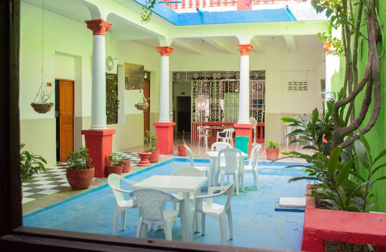 Hostal Maranatha Santa Marta  Ngoại thất bức ảnh