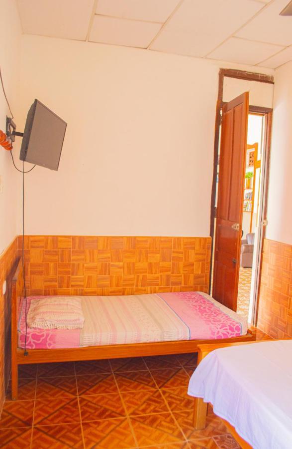 Hostal Maranatha Santa Marta  Ngoại thất bức ảnh