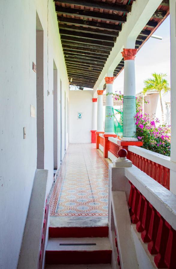 Hostal Maranatha Santa Marta  Ngoại thất bức ảnh